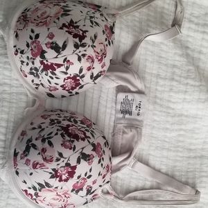 Torrid white floral bra | 42C | good used cond